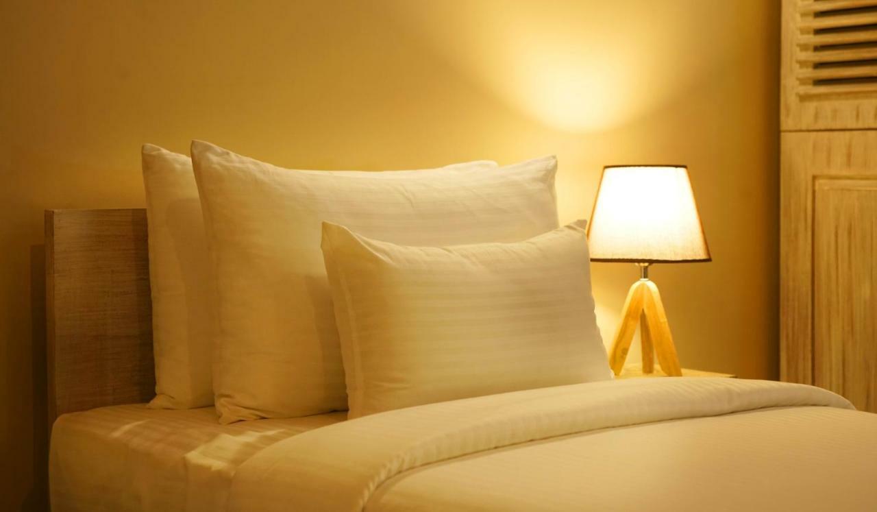Olinia Airport Hotel 카투나야크 외부 사진