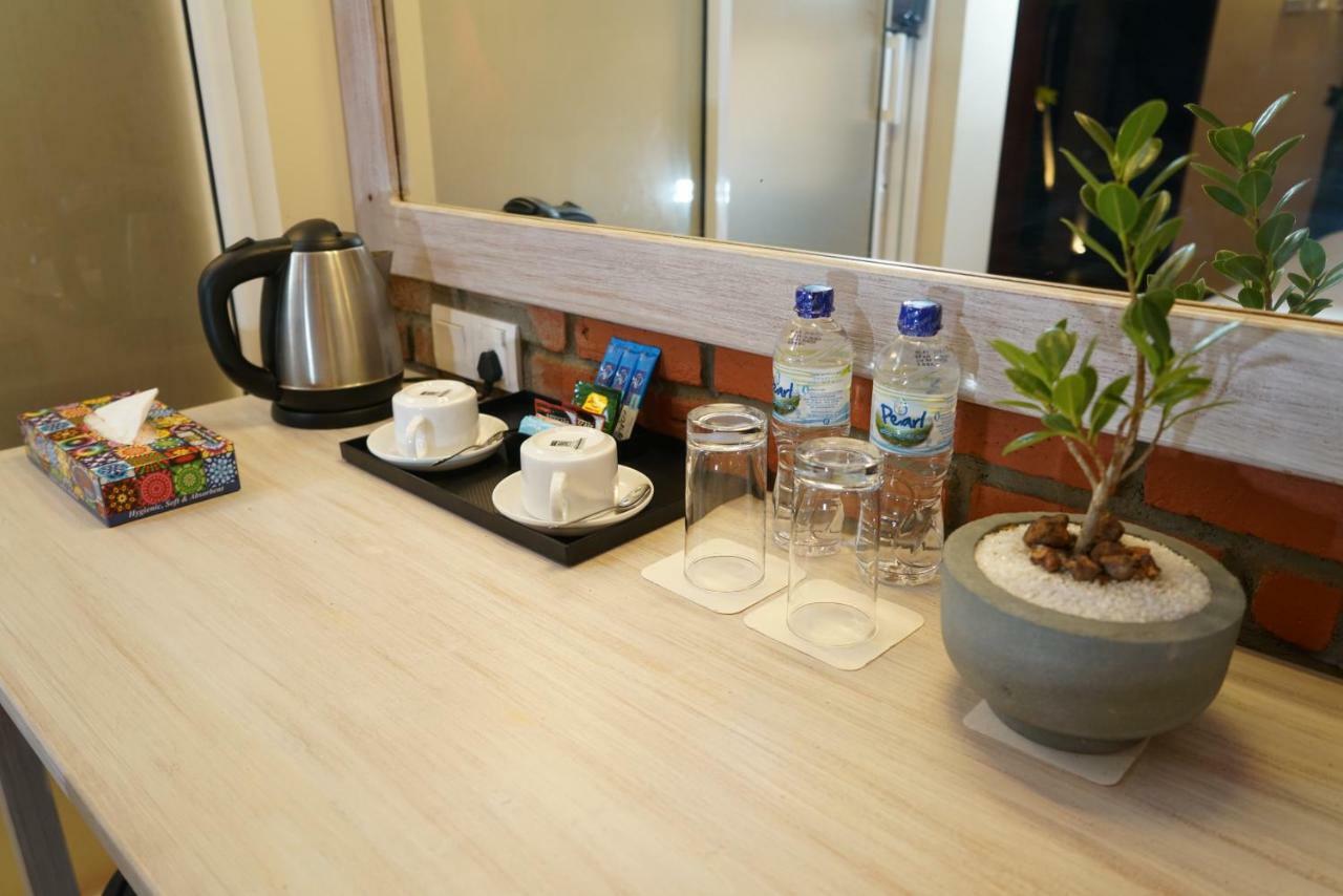 Olinia Airport Hotel 카투나야크 외부 사진