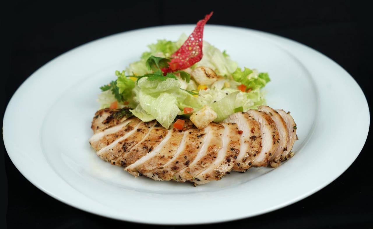 Olinia Airport Hotel 카투나야크 외부 사진